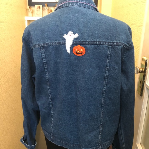 Halloween jean jacket sewn on patches - Picture 2 of 3